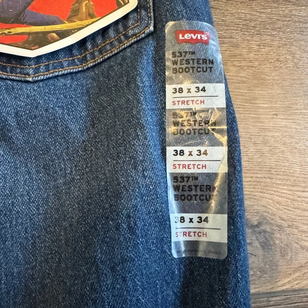 Levis new tags